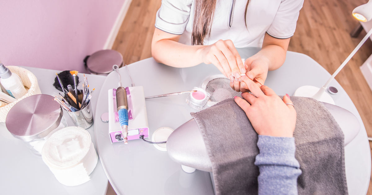 5 signs it is time for a nail makeover